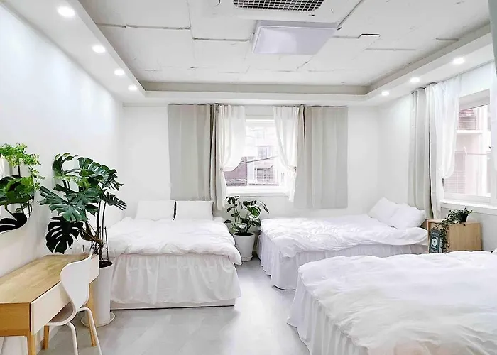 Near Hongik Station Apartment *